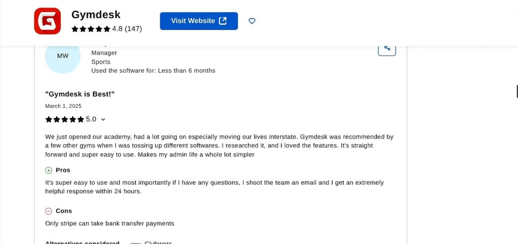 Gymdesk customer review with 5-star rating and feedback on ease of use